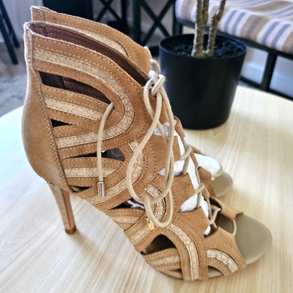 Joie Dean Women's Gladiator Casual Leather Sandals Heels Size 6.